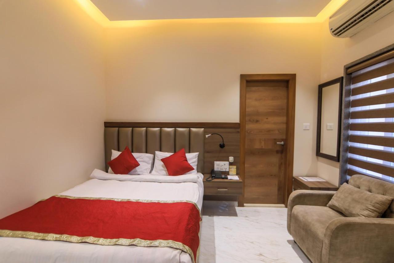 Deluxe Single Room with Balcony