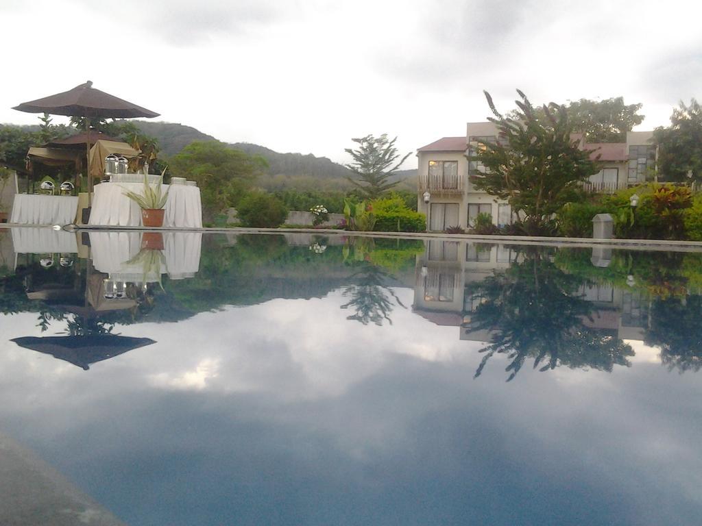 Villa with Free Return Airport Transfer