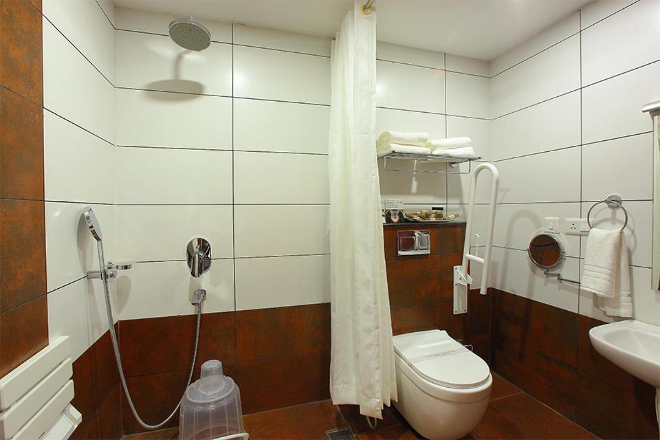 Deluxe King Suite,1159288844:JPEG