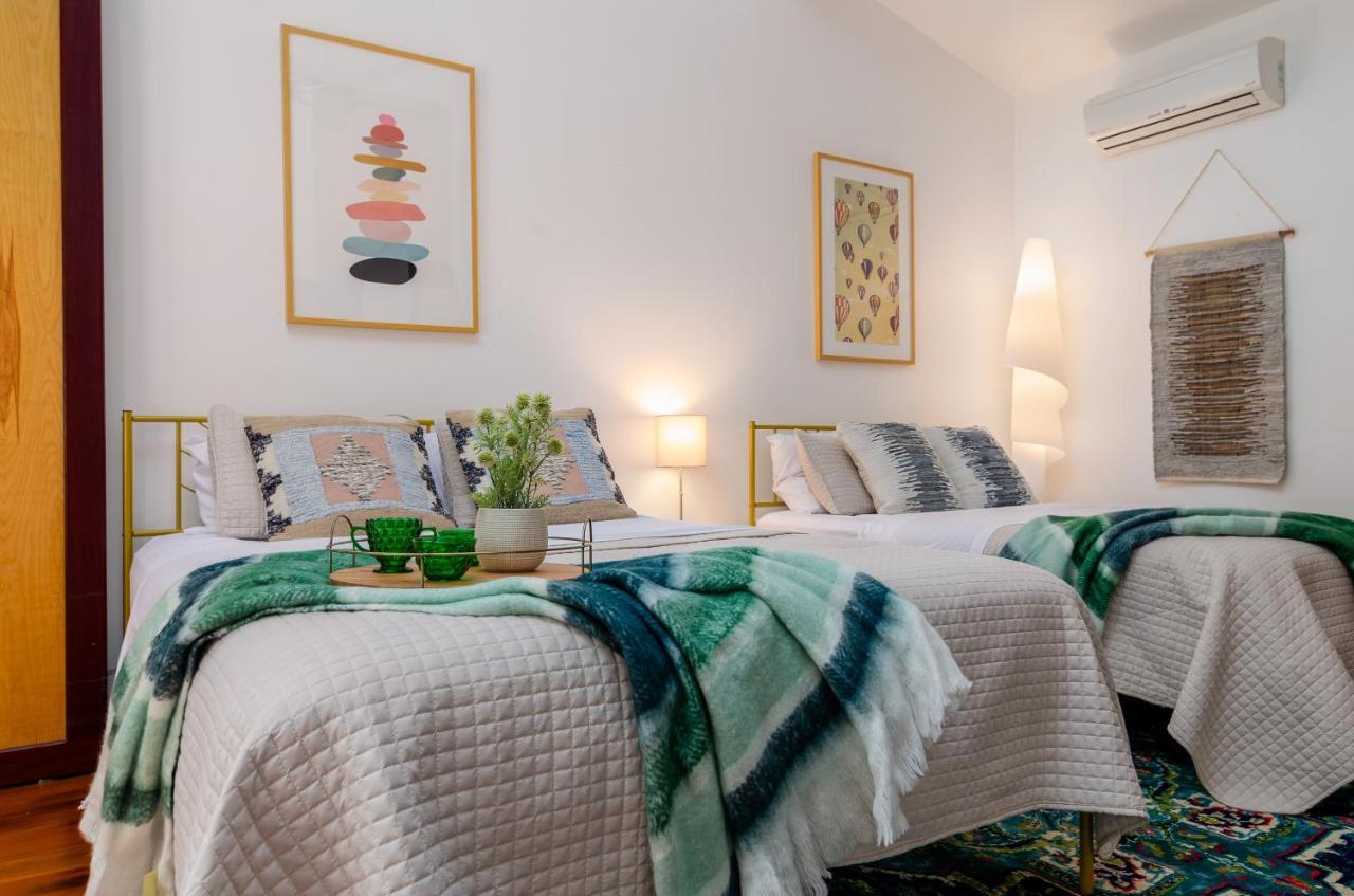 Quadruple Room with Private Bathroom