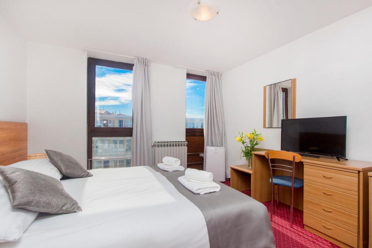Doppelzimmer mit Meerblick
