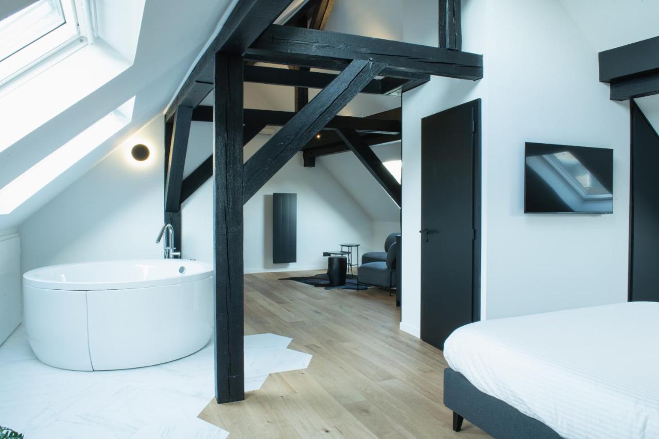 Suite Hot Tub