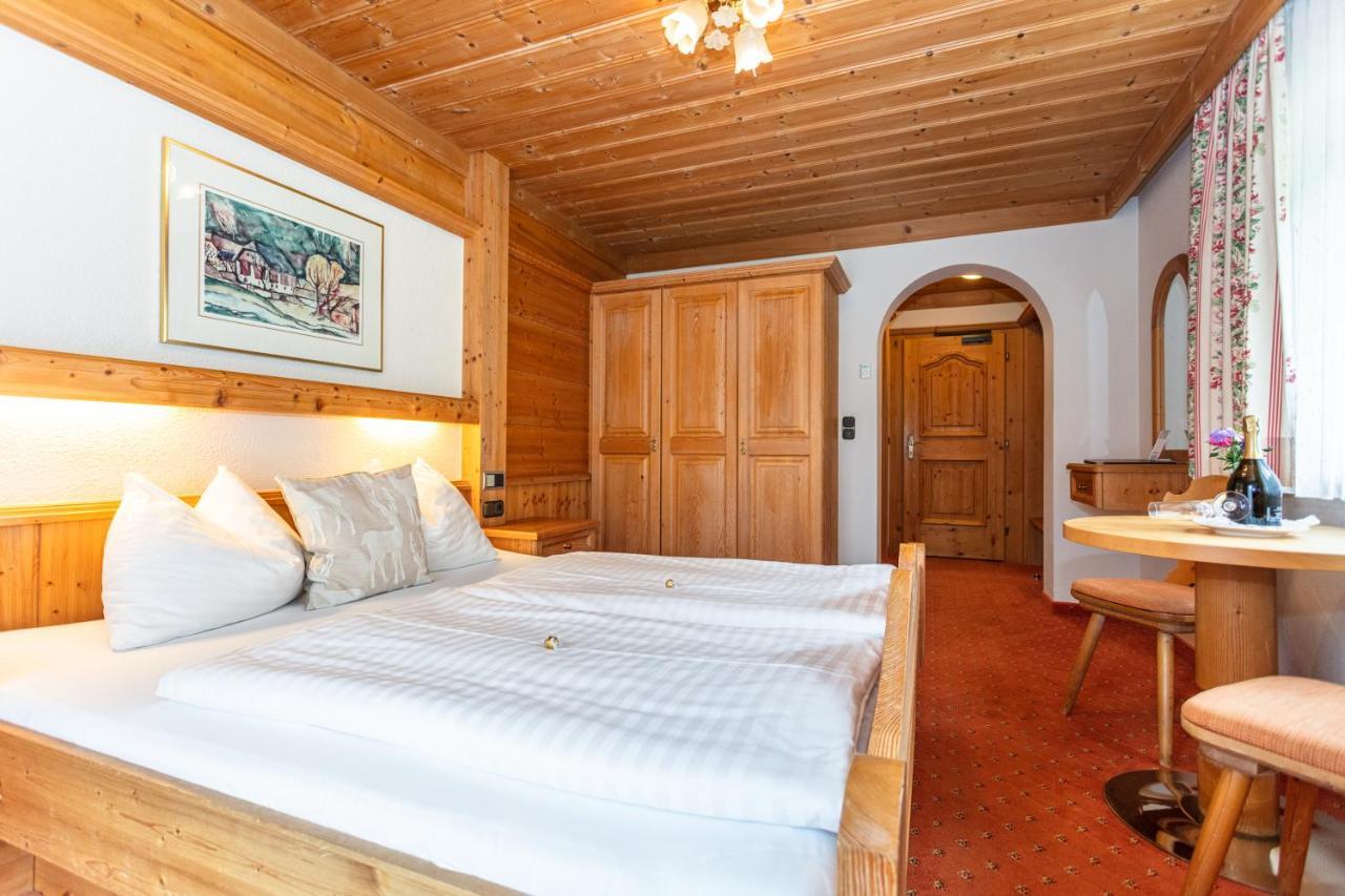 Standard Doppelzimmer mit Balkon