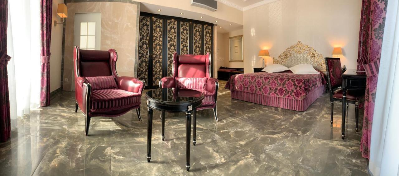 Prestige Twin Room Lake View
