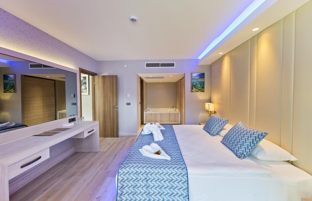 Suite Deluxe avec Baignoire Spa