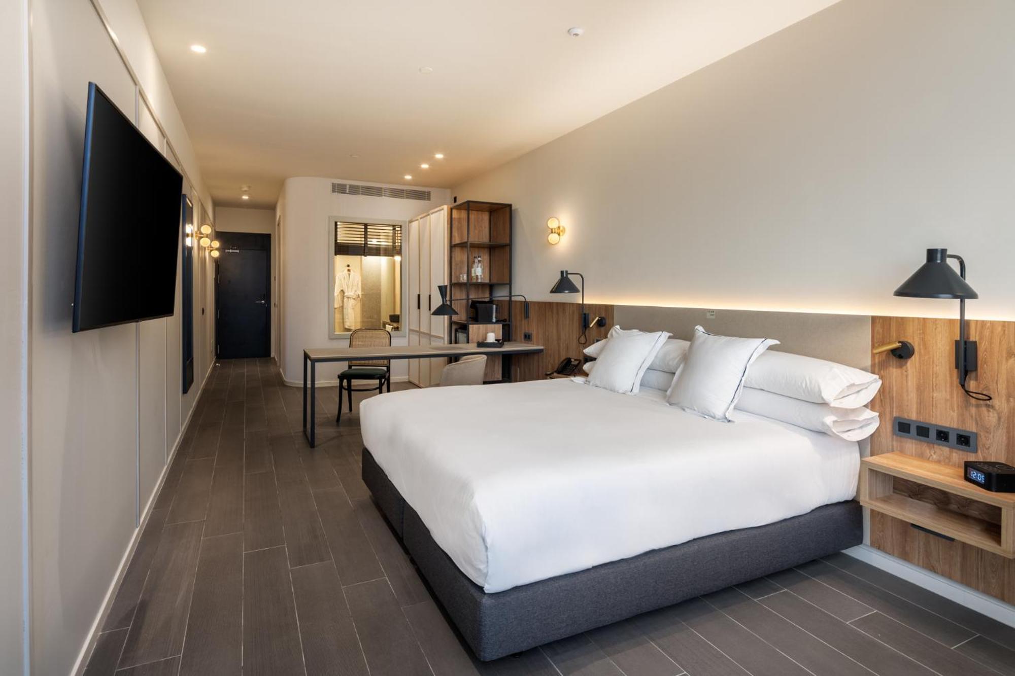 Deluxe Superior Sea View Double Room