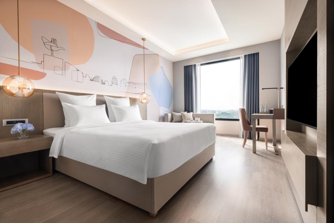 Executive King Room