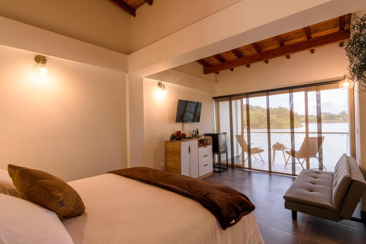 Deluxe Suite with Balcony