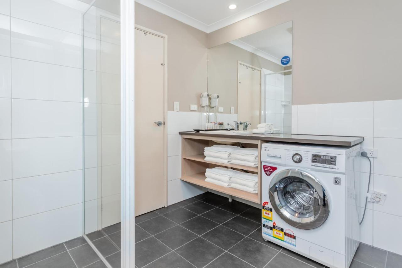 Executive Two-Bedroom Queen Apartment