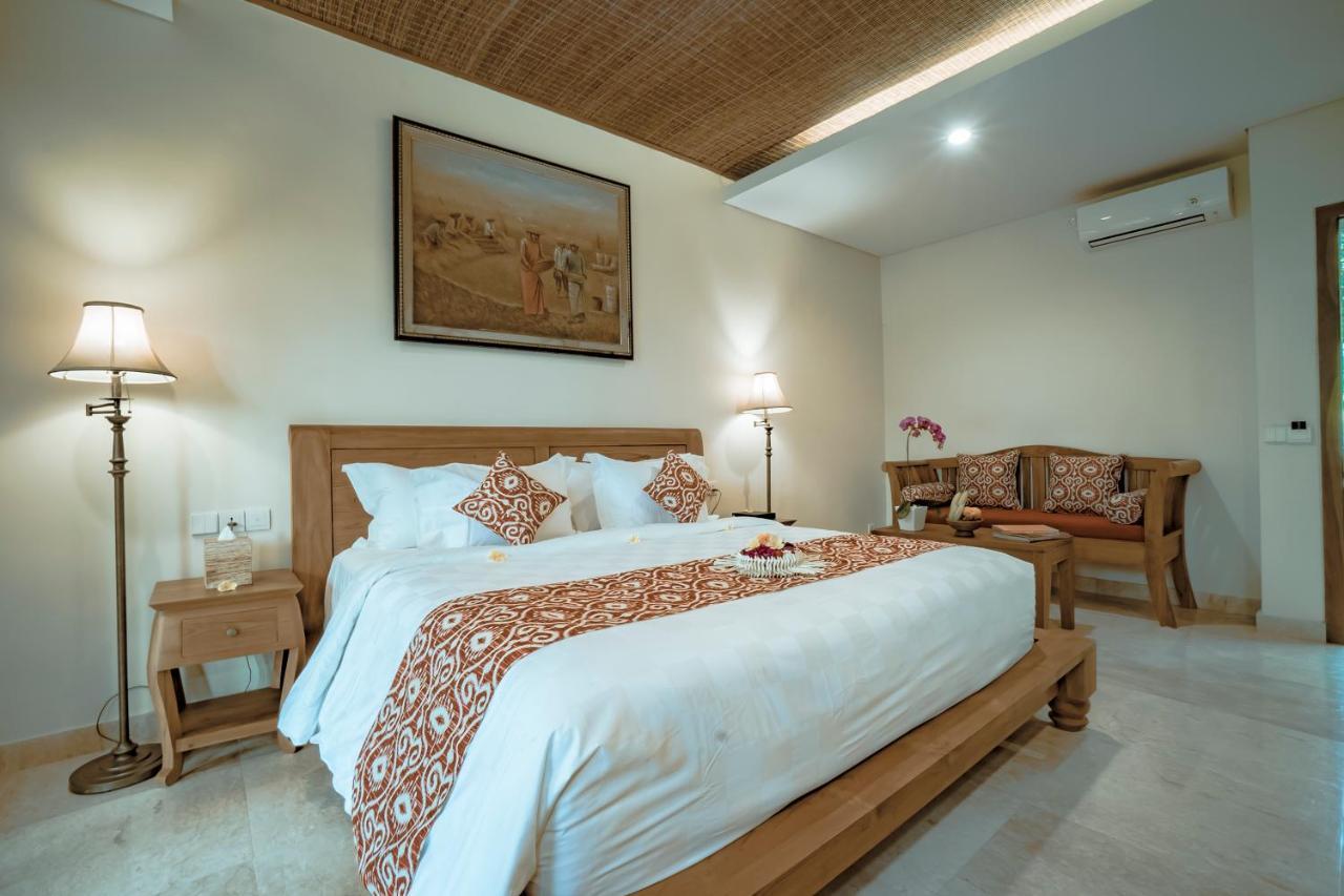 Honeymoon Package at Suite Room