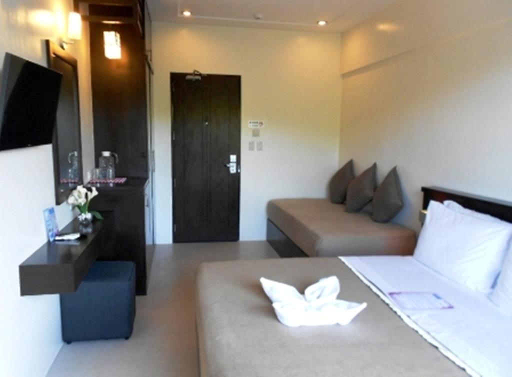 Premier Double Room,116420882:JPEG