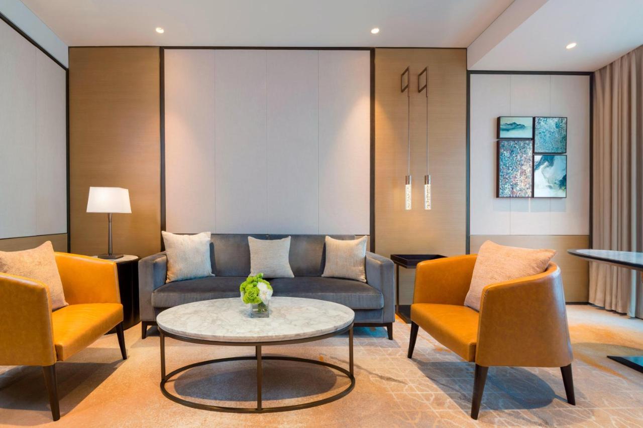 Grand Deluxe Suite