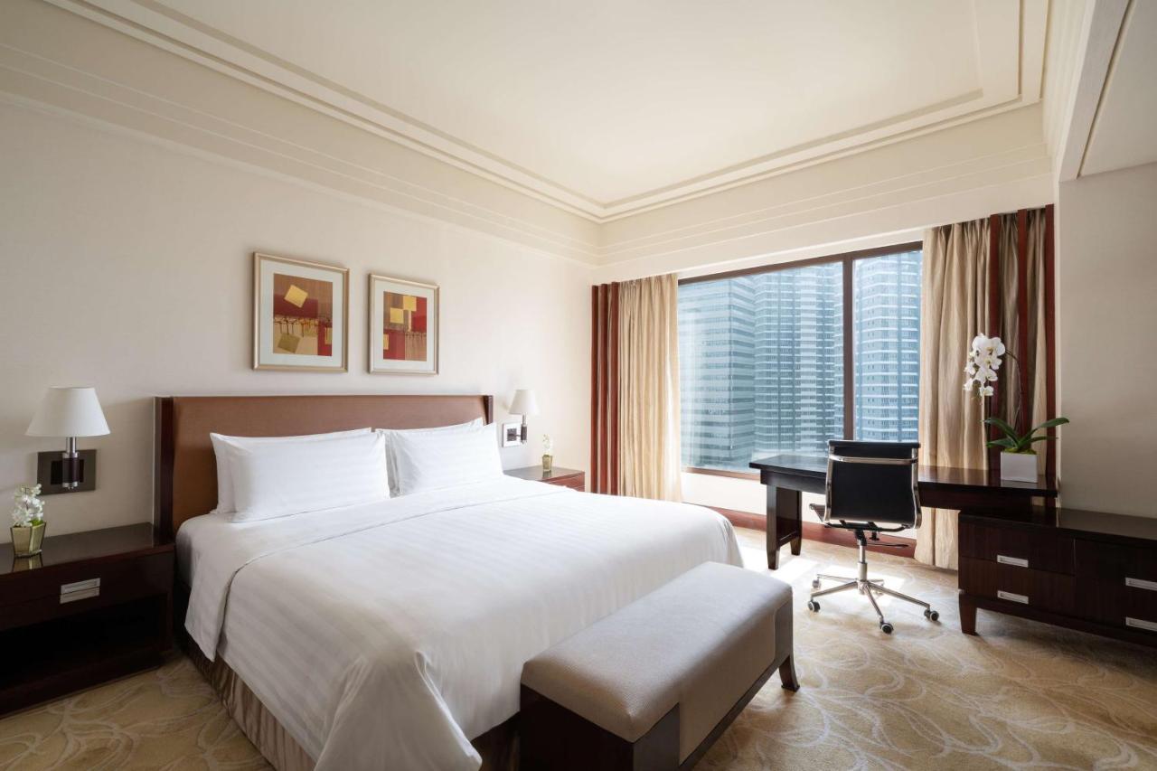Garden Wing Premier Suite