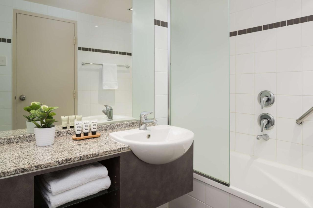 Superior Twin Room with Pool View