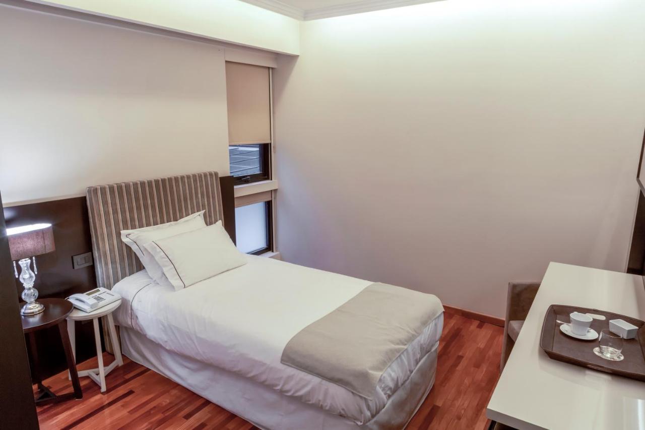 1 Double Bed Concept Mobility Accessible Room Non Smoking