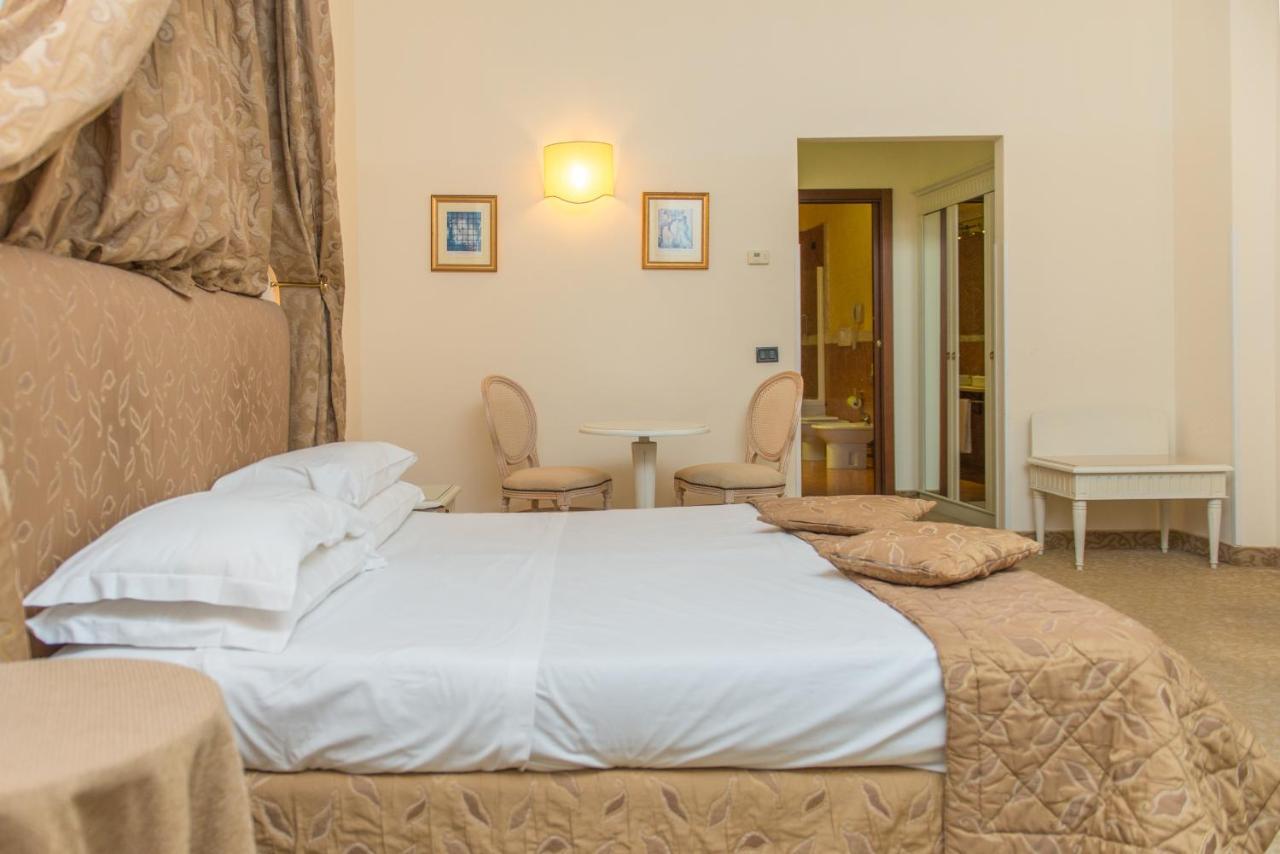 Classic Double or Twin Room