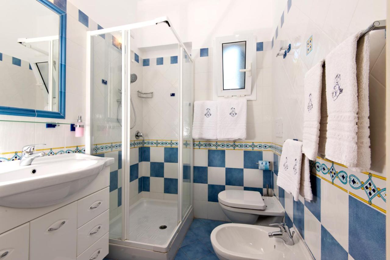 Triple Room with Partial Sea View