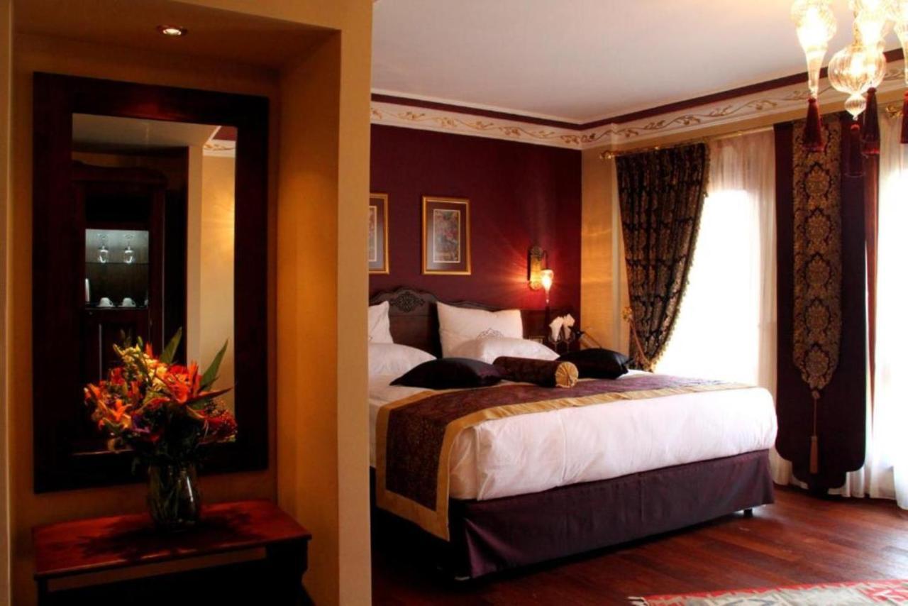 Deluxe Double Room Bath,1168492159:JPEG