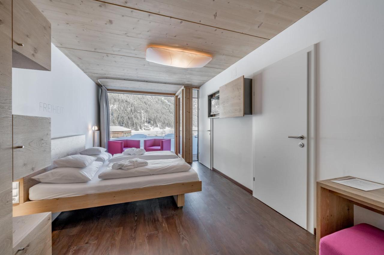 Double Room with Lake View