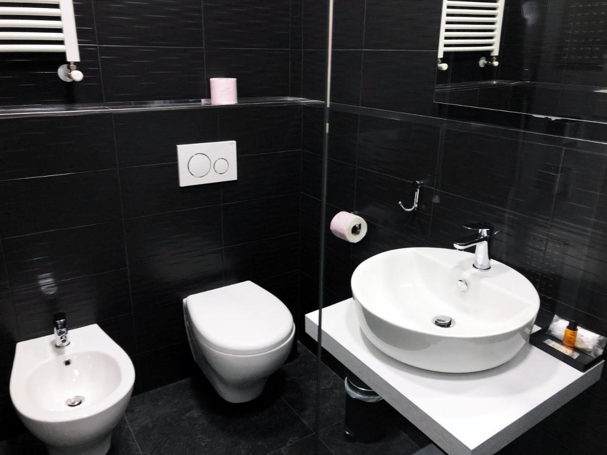 Twin Room,1130689206:JPEG