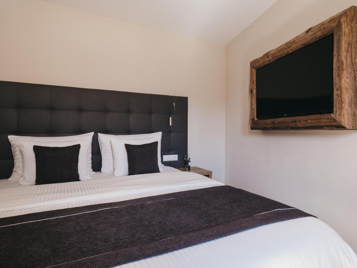 Superior Appartement met 3 Slaapkamers II