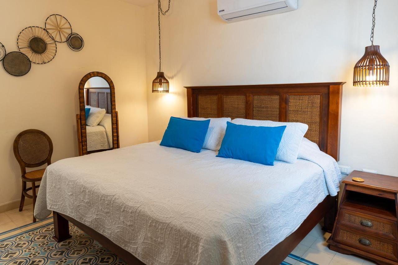 Double Room,1169811055:JPEG