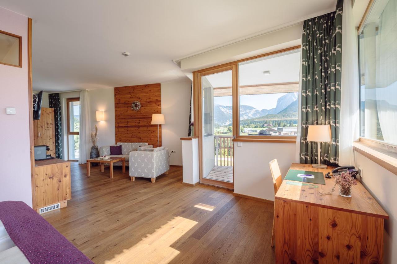 Suite with Mountain View
