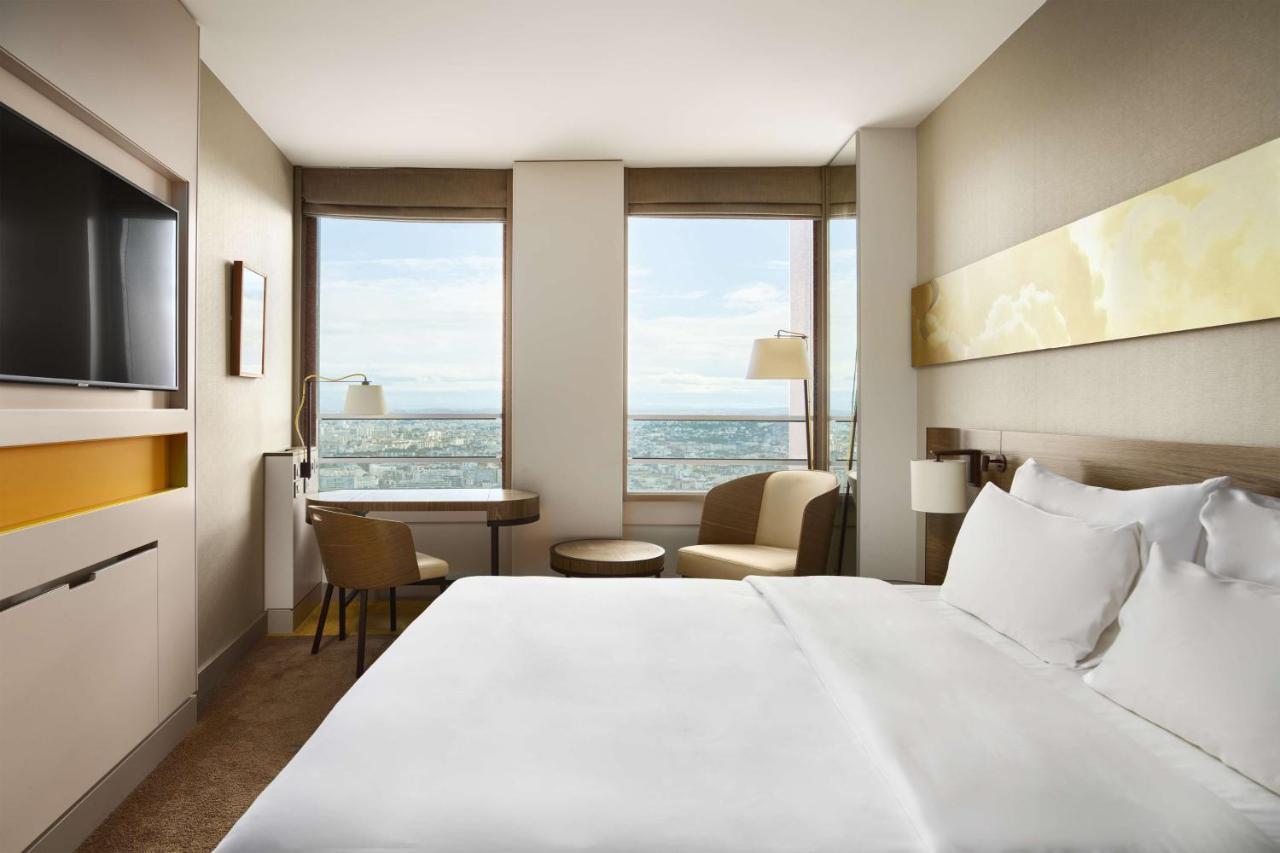 Superior Room Monts d'Or view