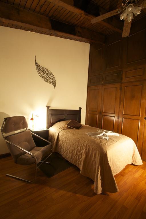 Single Room,444171585:JPEG