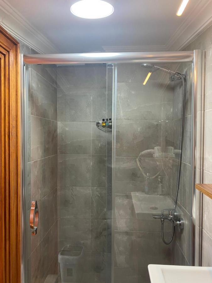 Quarto Duplo com Terraço