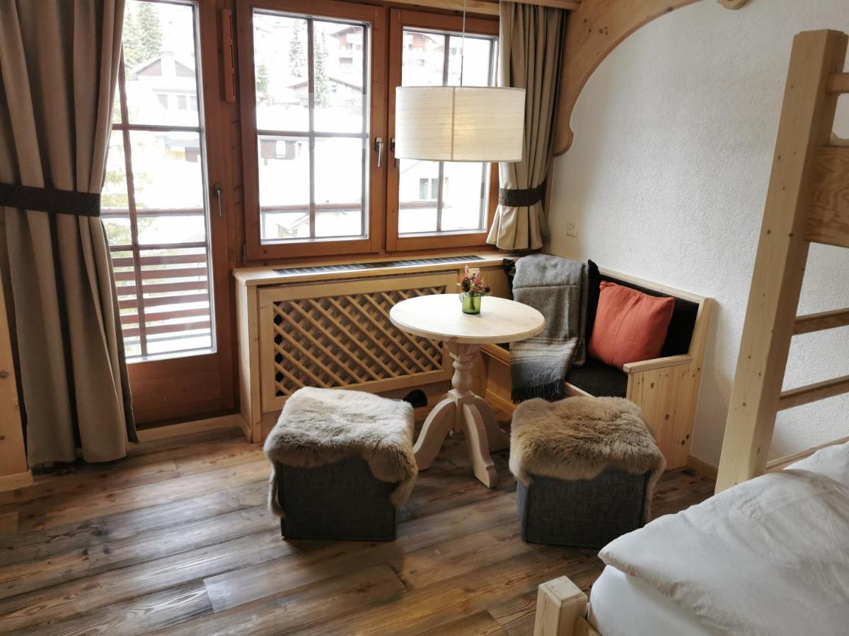 Deluxe Family Suite