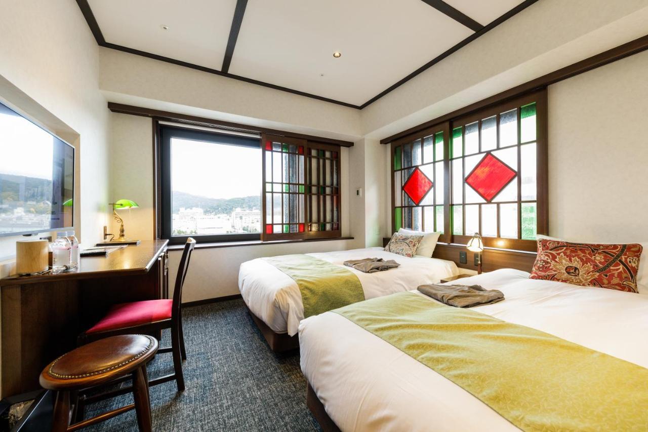 Twin Room with View