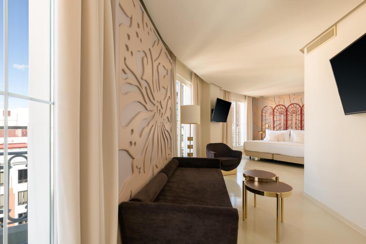 Suite Gran Via view,1172077731:JPEG