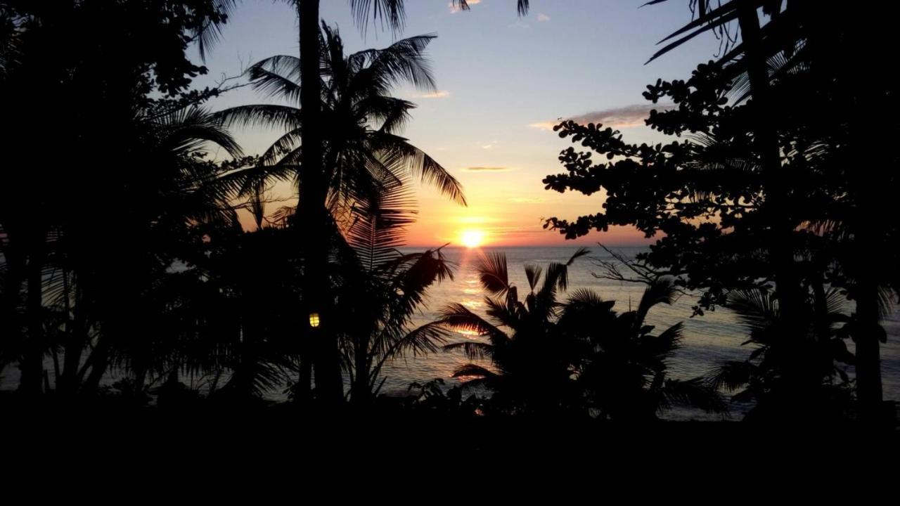 Bungalow Beach Front,1023679474:JPEG
