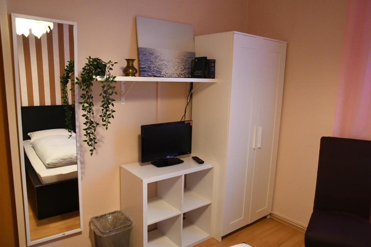 Double Room,1646891274:JPEG