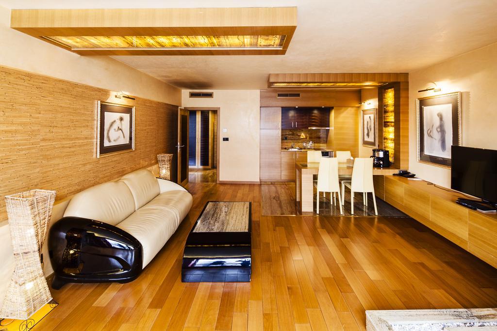 One-Bedroom Apartment,67088398:JPEG