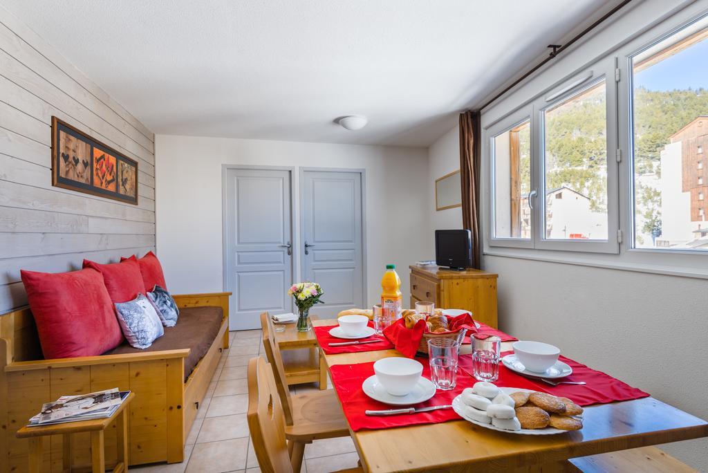One-Bedroom Apartment,117476698:JPEG