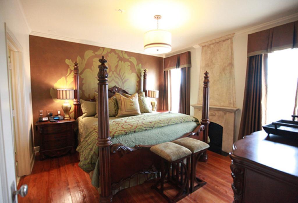 King Suite