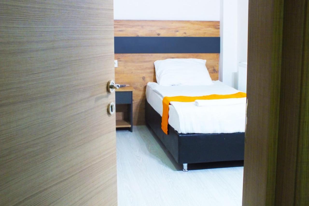 Budget Double Room,1176106504:JPEG