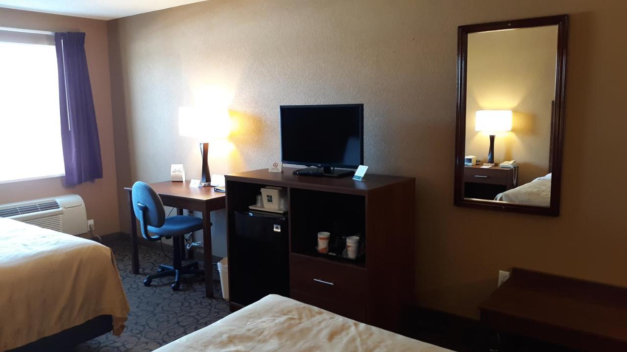 Standard Queen Room with Two Queen Beds - Non Smoking