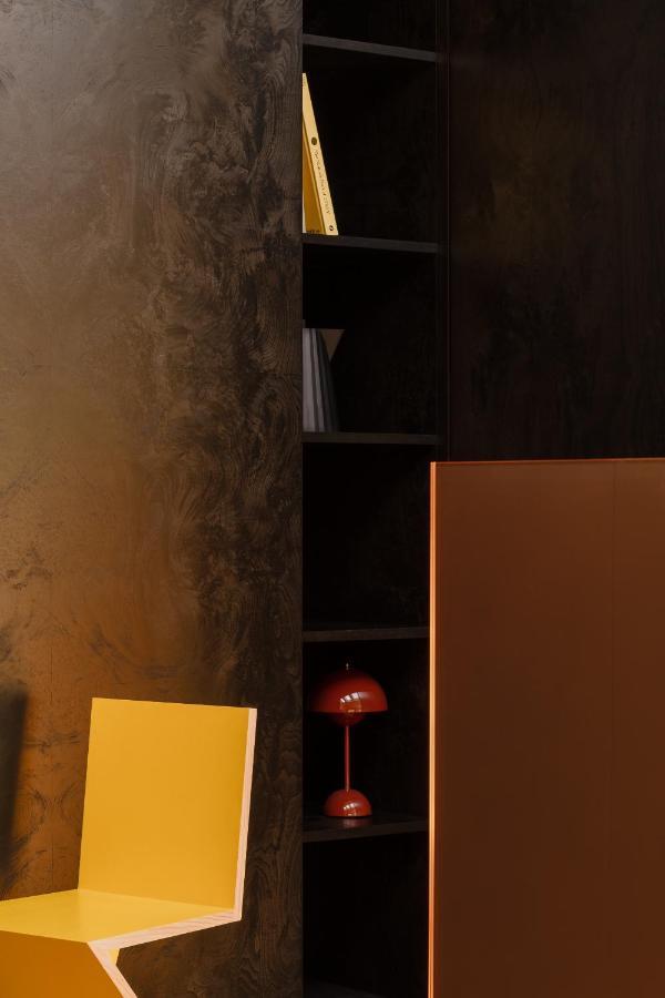 Large Suite