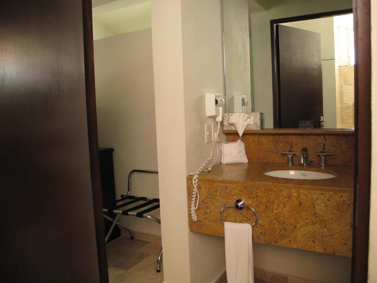 Junior Suite with Garden View