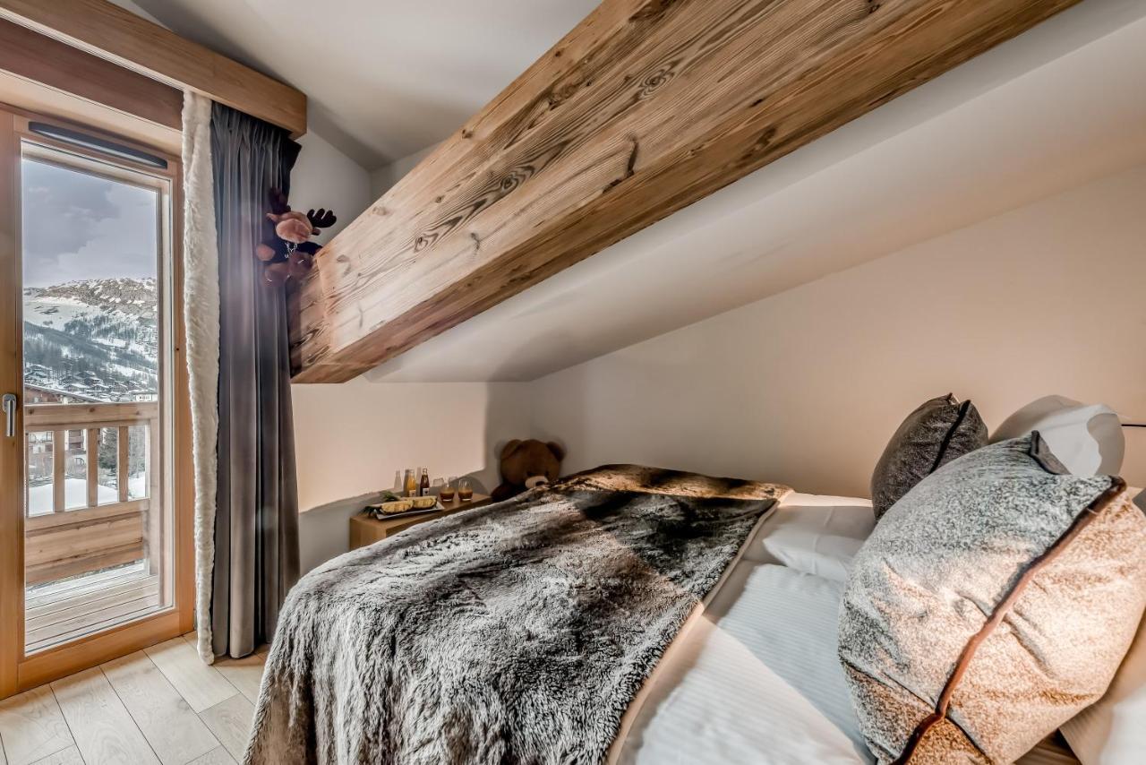 Suite Familiale - Vue sur Village