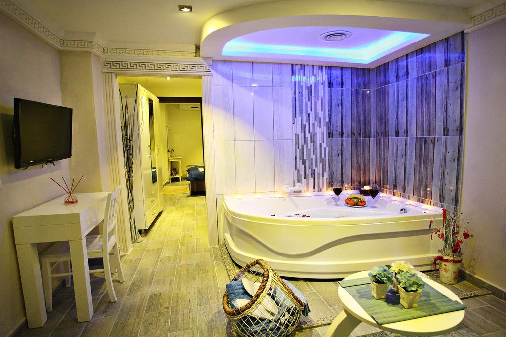 Suite Spa Bath