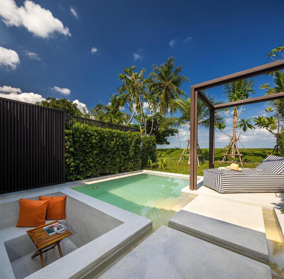 Beachfront Pool Villa
