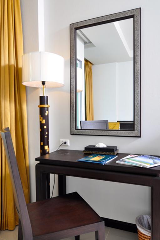 Premier Room,117800803:JPEG