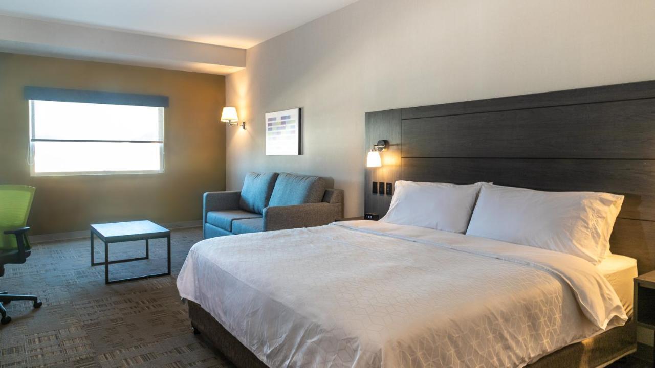 King Suite,1310873854:JPEG