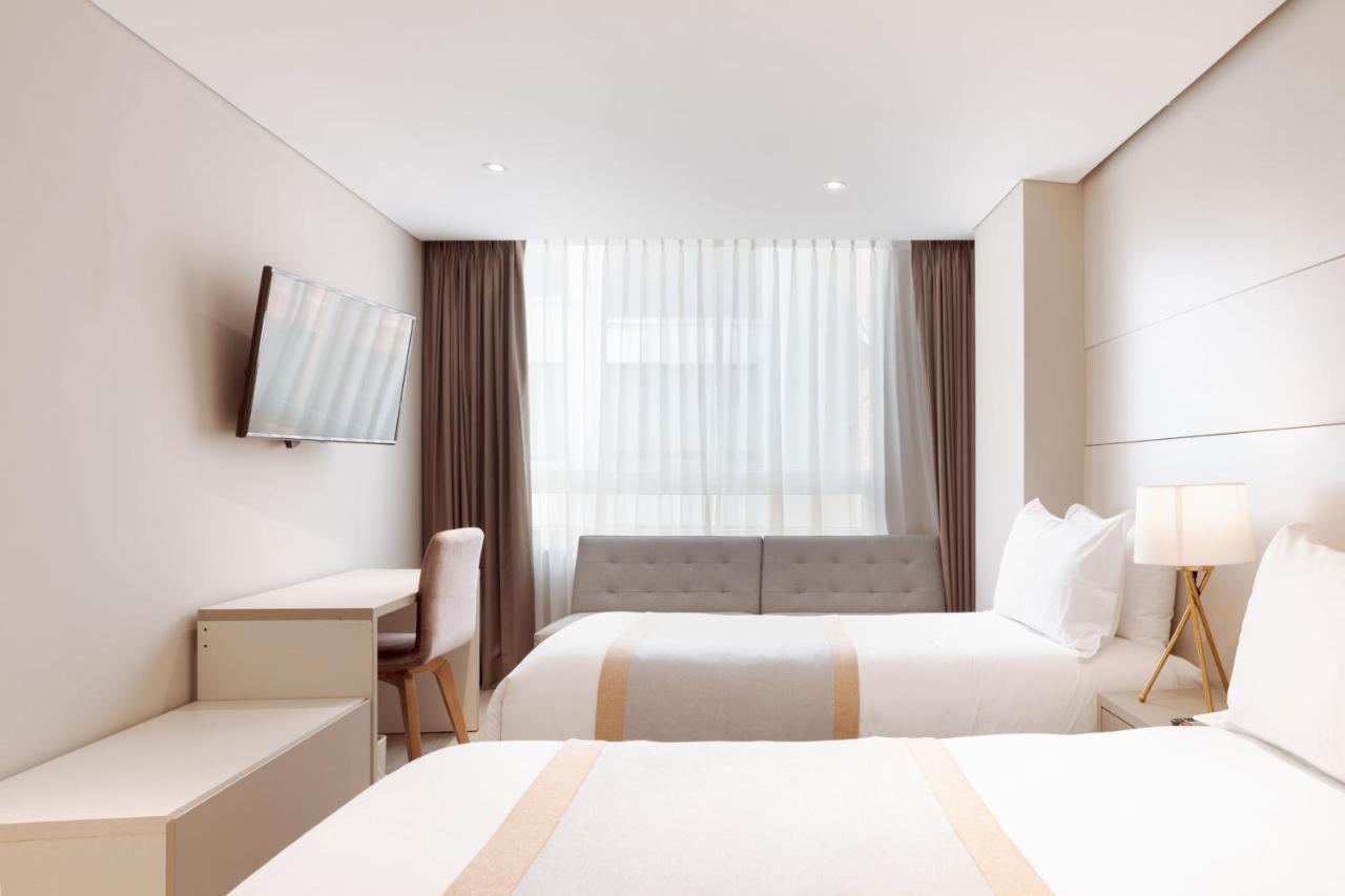 Standard Twin Room with Sofa,1178795455:JPEG