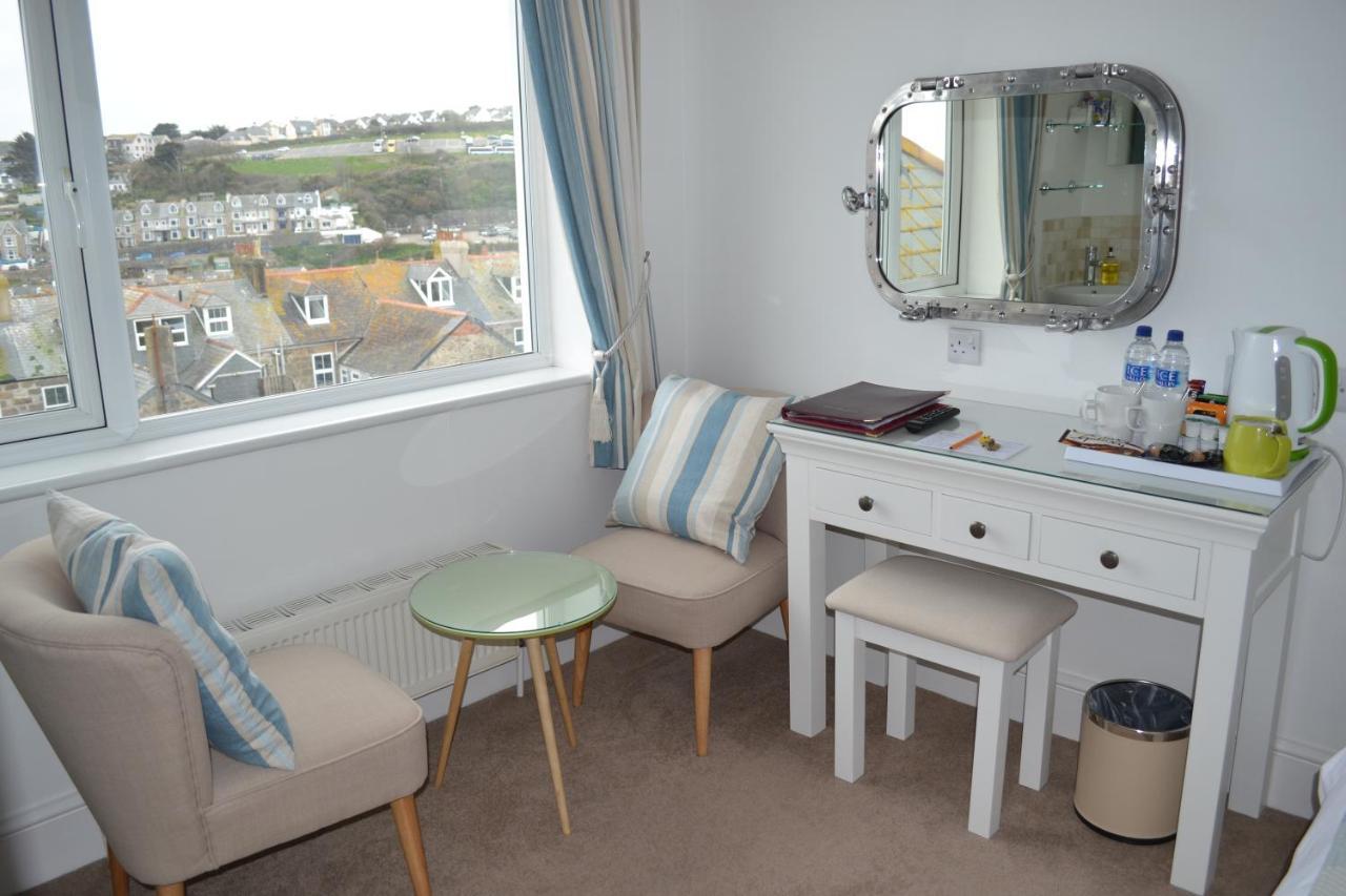 Double Room Private External Bathroom