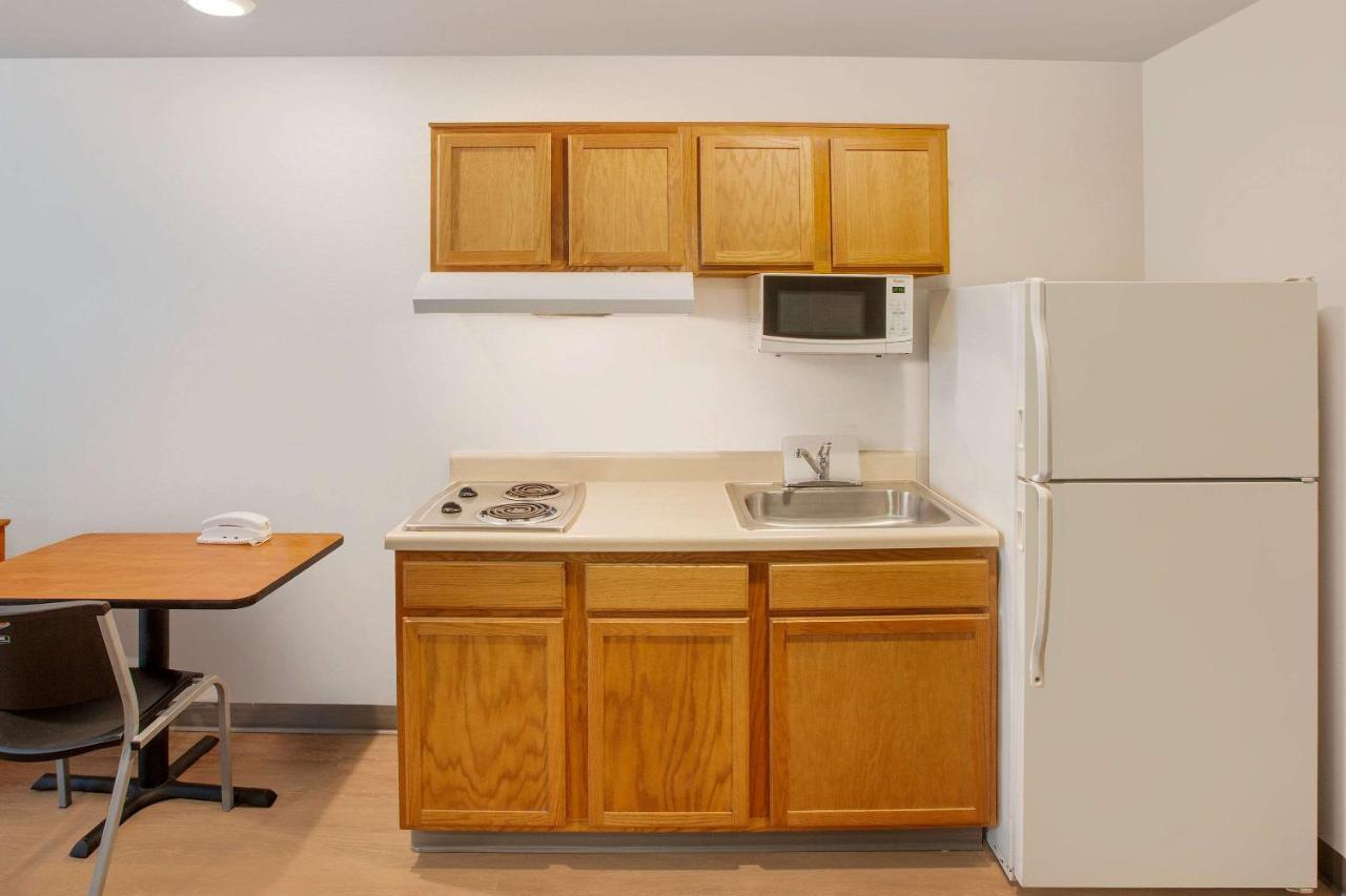 Standard Double Room with Two Double Beds - Smoking